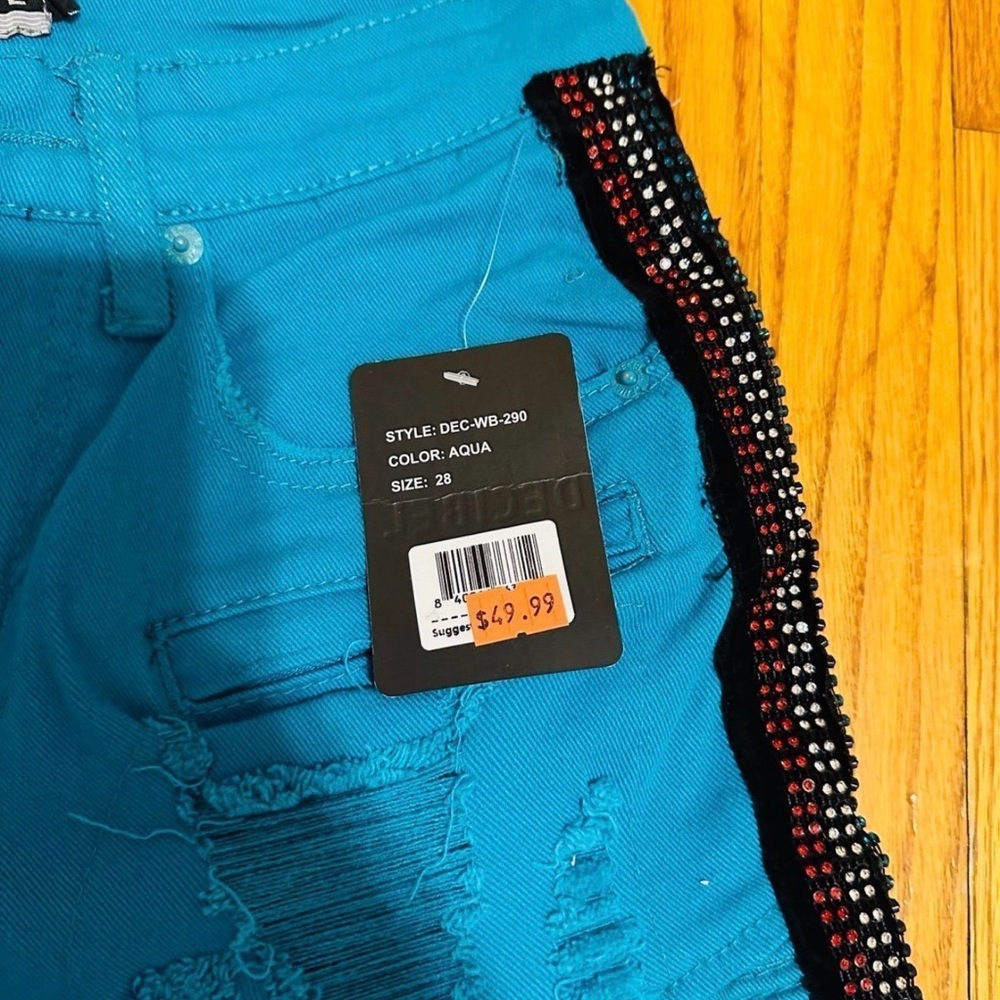 NWT Men's Distressed Jean Shorts with Black Stripes - Picture 2 of 4
